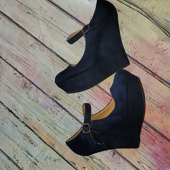 New navy wedges - Picture 2 of 7